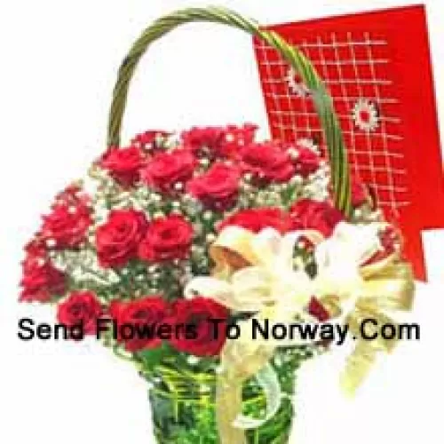 Canasta de 25 rosas rojas con una tarjeta de felicitación gratis