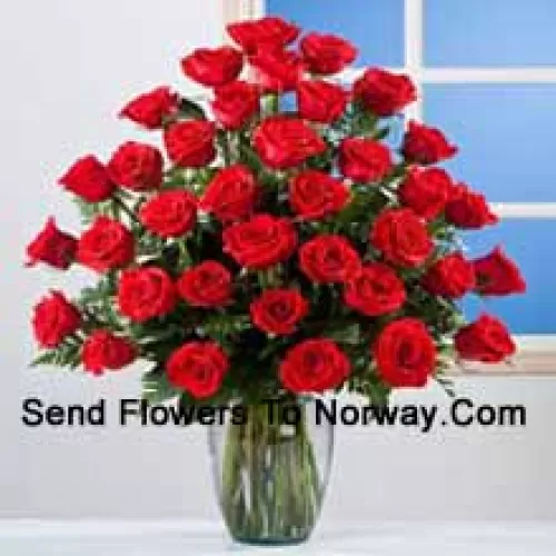 37 rote Rosen in einer Vase